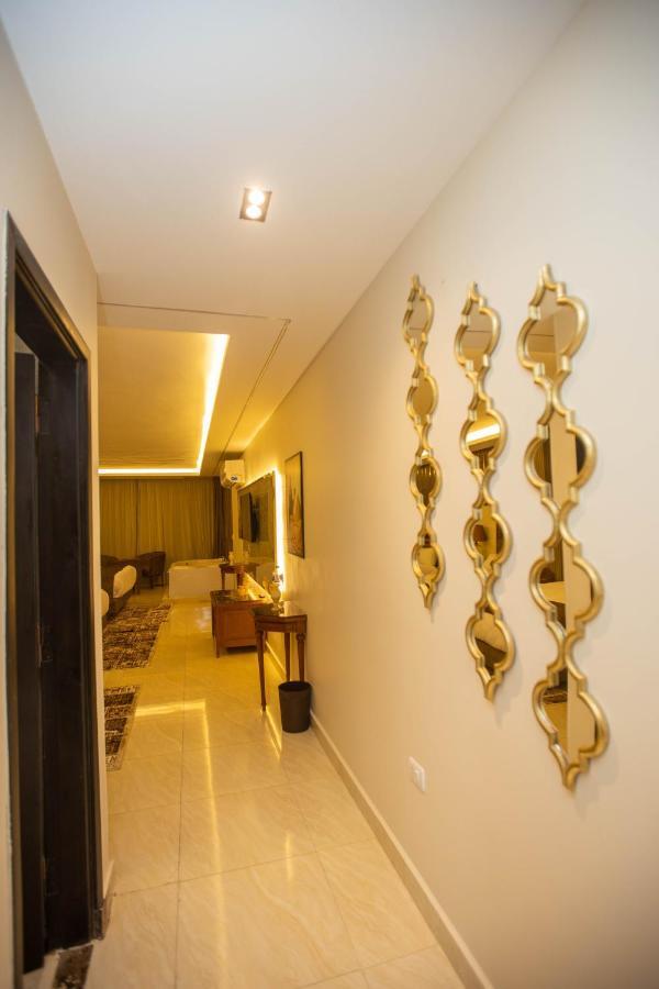 The Muse Pyramids 3*