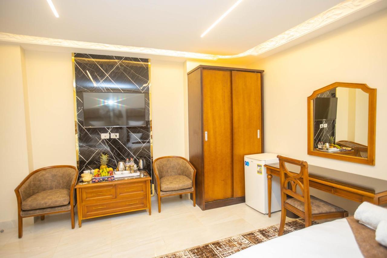 The Muse Pyramids Hotel 3*